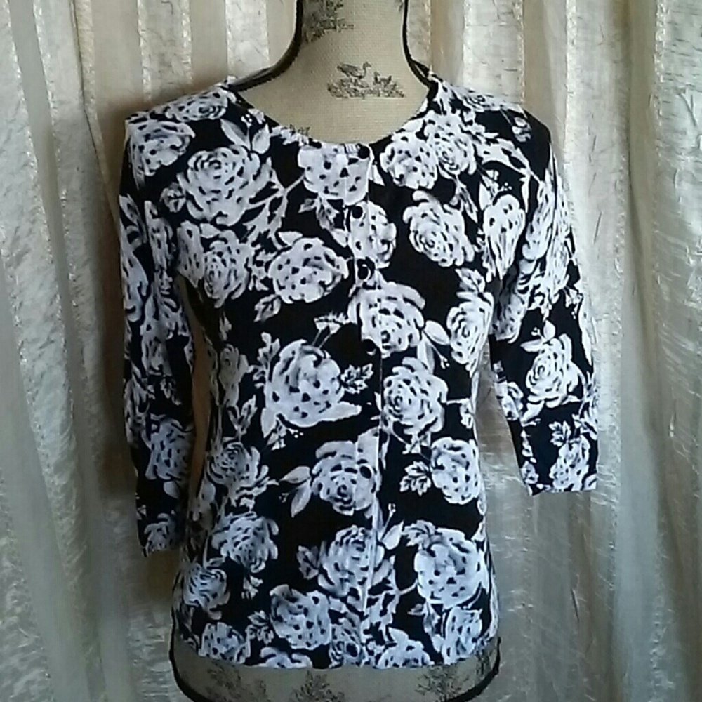 Relativity Women's Floral  Sweater Cardigan